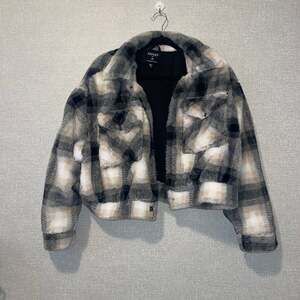 Ashley by 26 International Grey & White Plaid Cropped Jacket